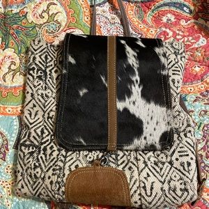 Myra Backpack Hide on Hair / great condition